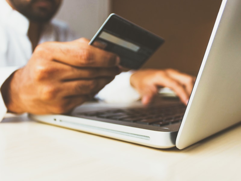 E-commerce website package showing online store with product catalog, shopping cart, payment processing, and inventory management system